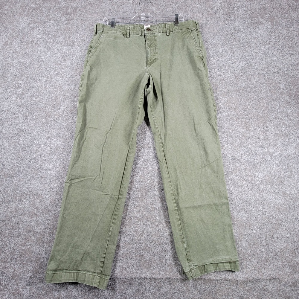 Gap Essentials Khaki Straight Pants Mens 36x30 Green Flat Front Stretch Mid Rise